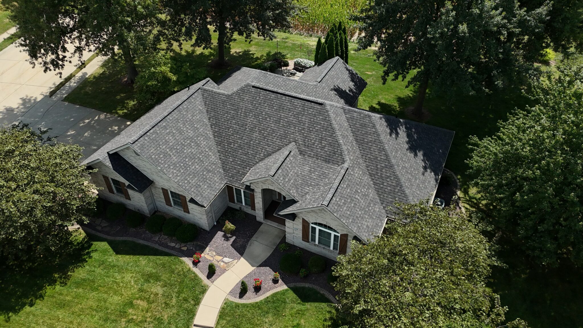 Read more about the article How Hail Damages Asphalt Shingles