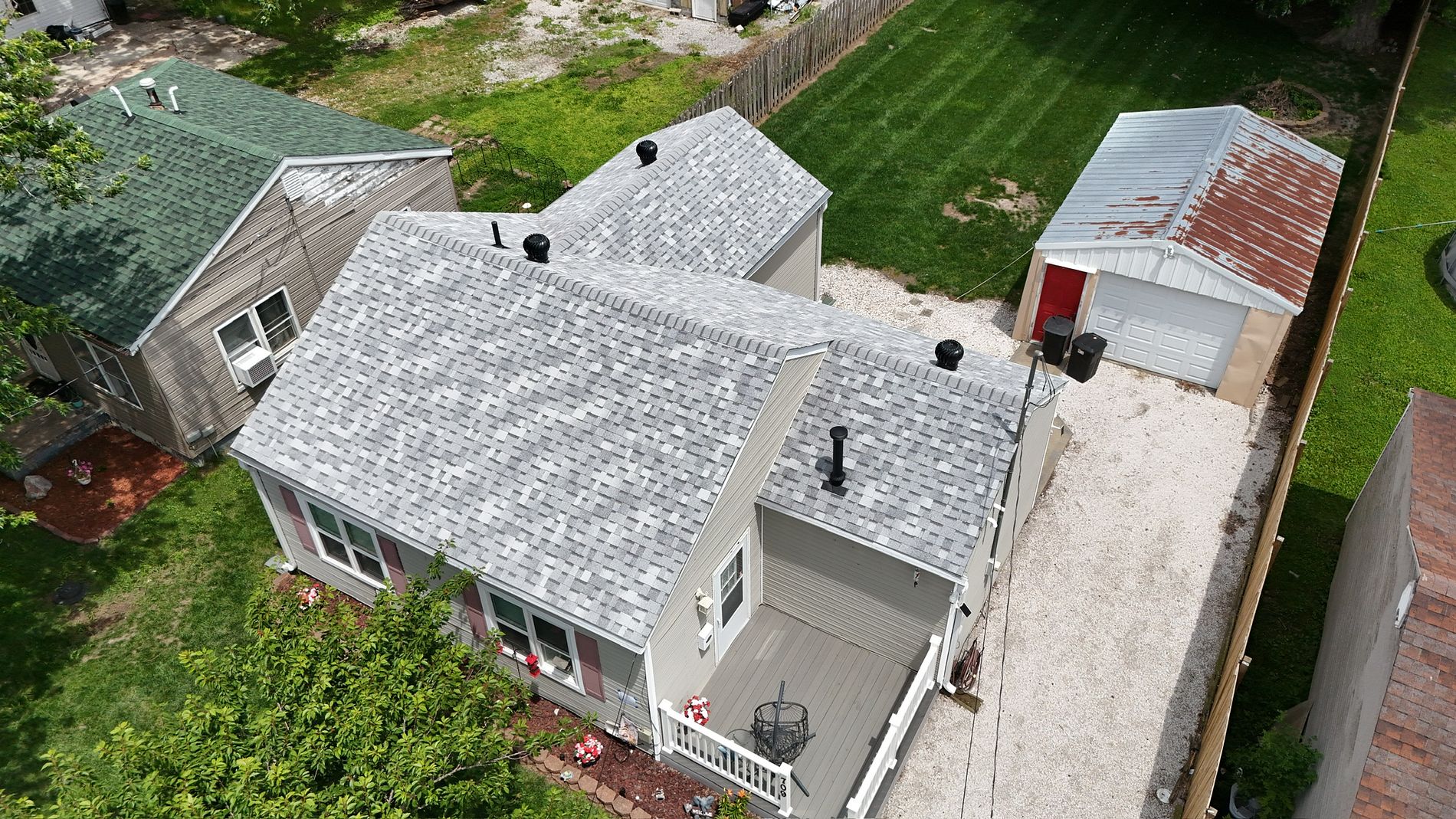 Read more about the article What Should You Look for After a Windstorm? A Homeowner’s Safety Guide